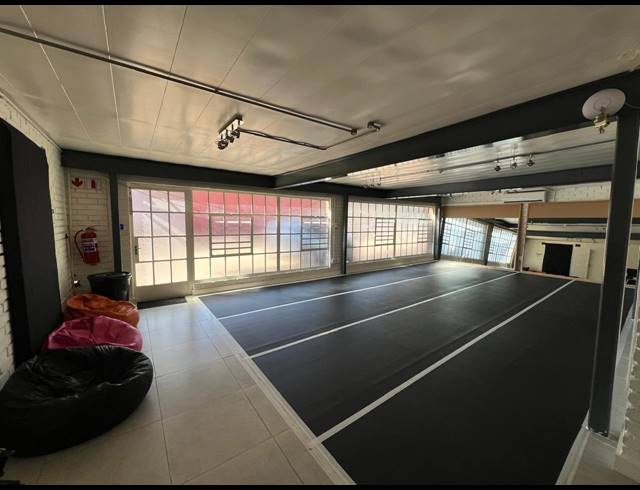 369M² OFFICE TO LET IN STRIJDOMPARK